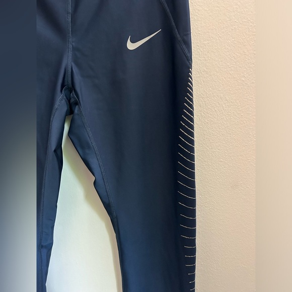 Nike Blue Athletic Leggings - Picture 3 of 6